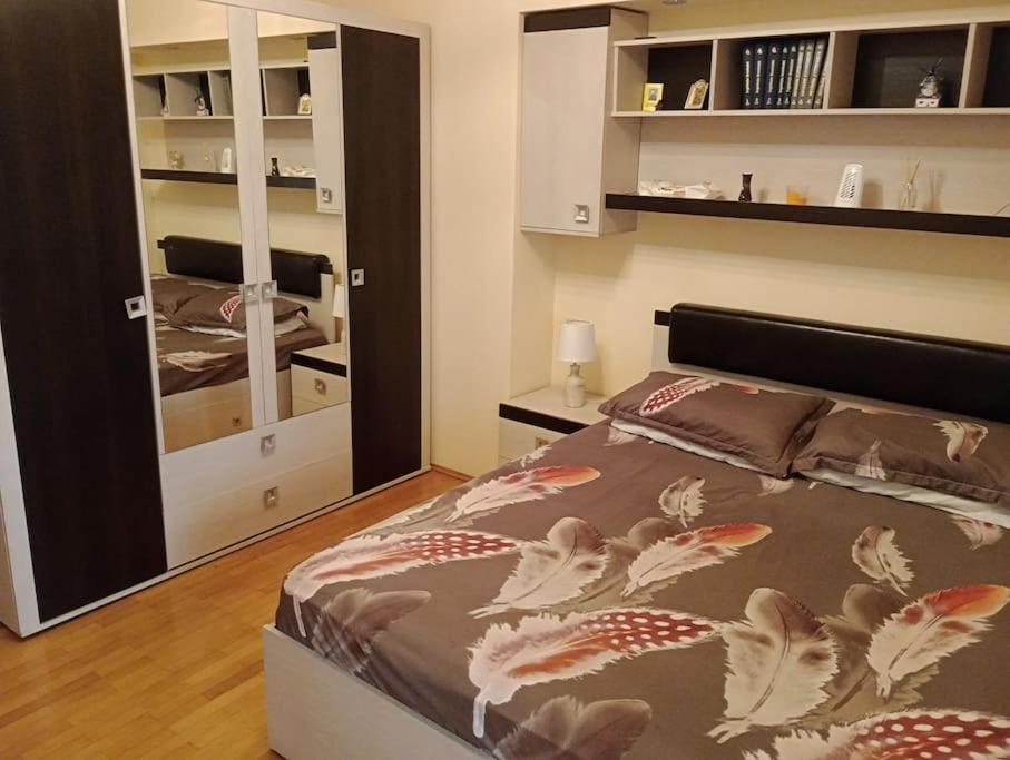 Apartament Ultracentral Kfc Крайова Екстер'єр фото